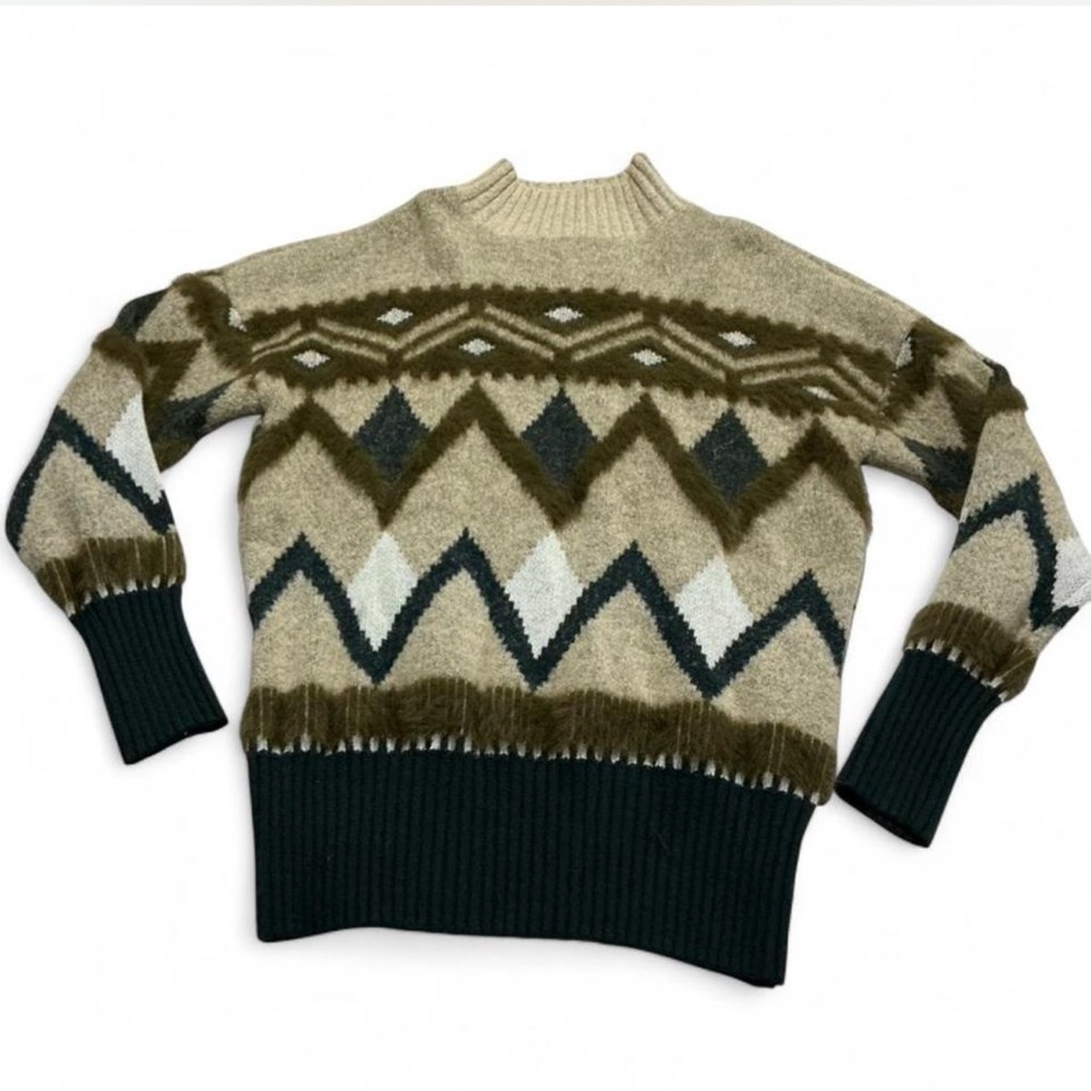 Women's Olive & Cream Fair Isle Turtleneck Sweater size M NWOT Fuzzy Soft